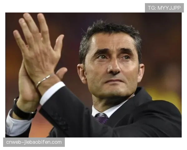 阿韦洛亚解释换人:巴尔韦德连续作战不适,避免受伤风险 阿韦洛亚解释换人:巴尔韦德连续作战不适,避免受伤风险